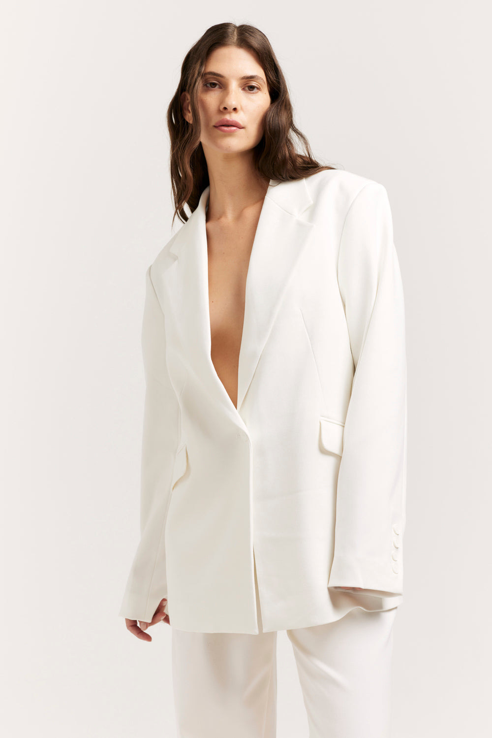 White on sale oversized blazer